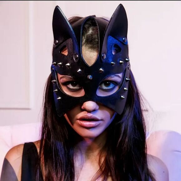Gothic Black Cat Silver Spike Leather Costume Mask #9 - Picture 1 of 4